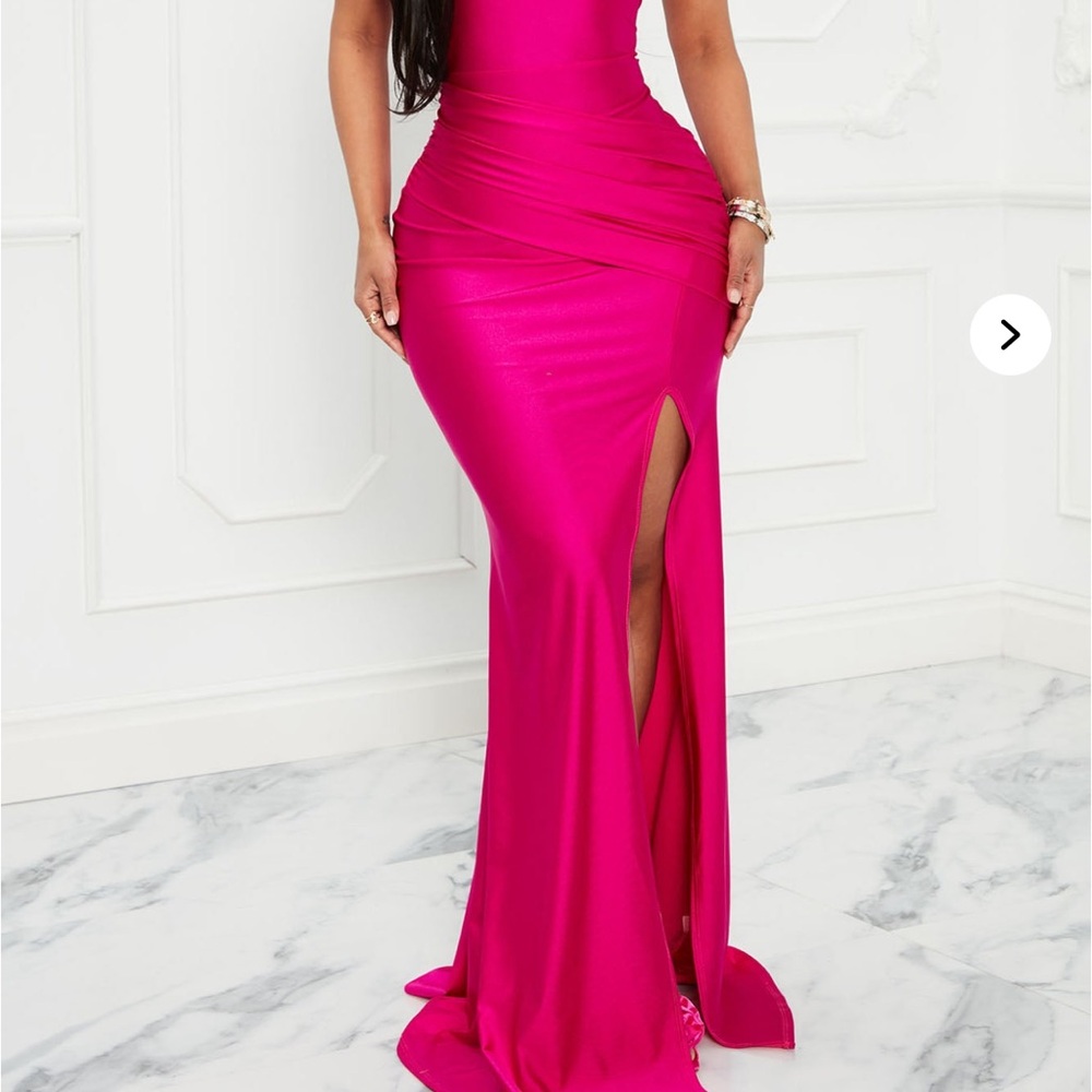 Fashion Nova Save A Dance Size S Elegant Fuchsia Formal Prom Gown with Slit